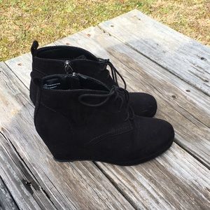 Target DV Black Suede Wedge Booties